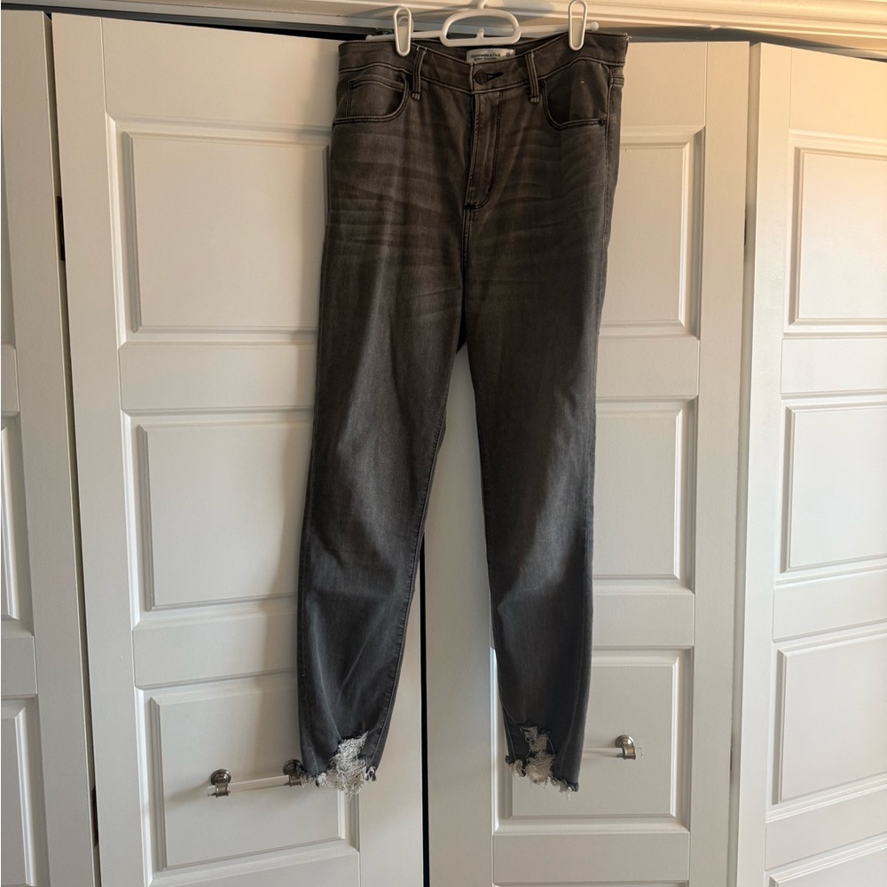 Abercrombie & Fitch Super Skinny Ankle High Rise Jeans